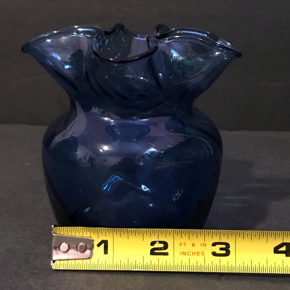 Cobalt Blue Art Glass Round Ruffled Handkerchief Style Small Bud Vase - Picture 6 of 8